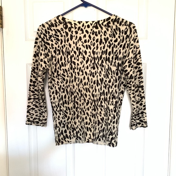 Forever21 Animal Print Cardigan Small with Pockets & Buttons. Good Condition. - Picture 7 of 10